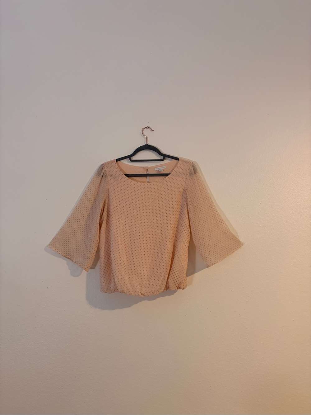 New York & Company Peach Polka Dot Bell Sleeve Blouse Size Small